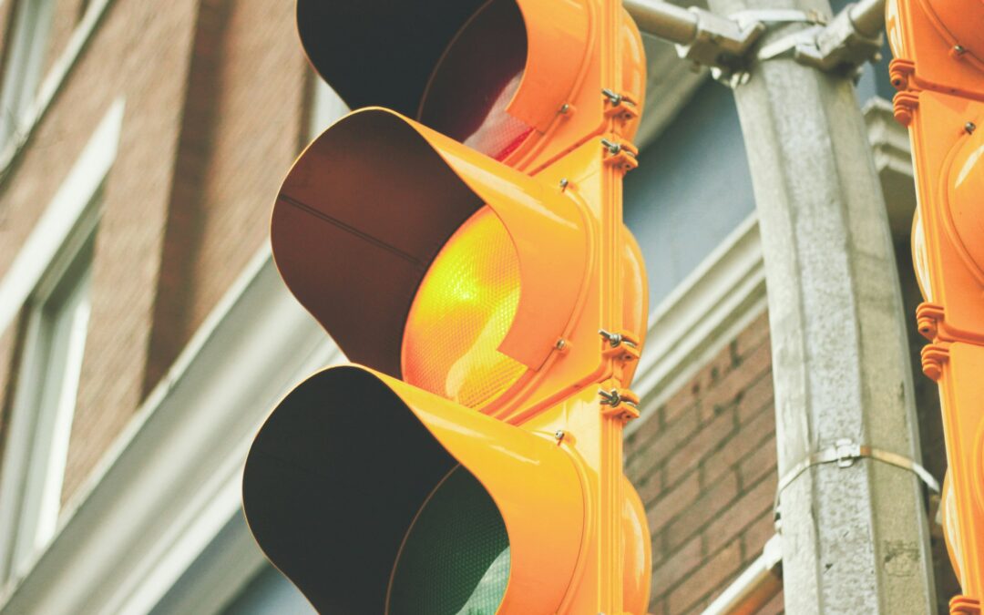 Market Signals: Yellow Flags in Stock Market